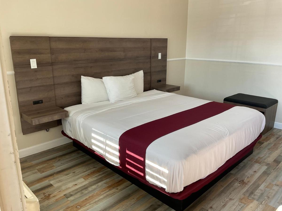 Escondido Inn Εξωτερικό φωτογραφία